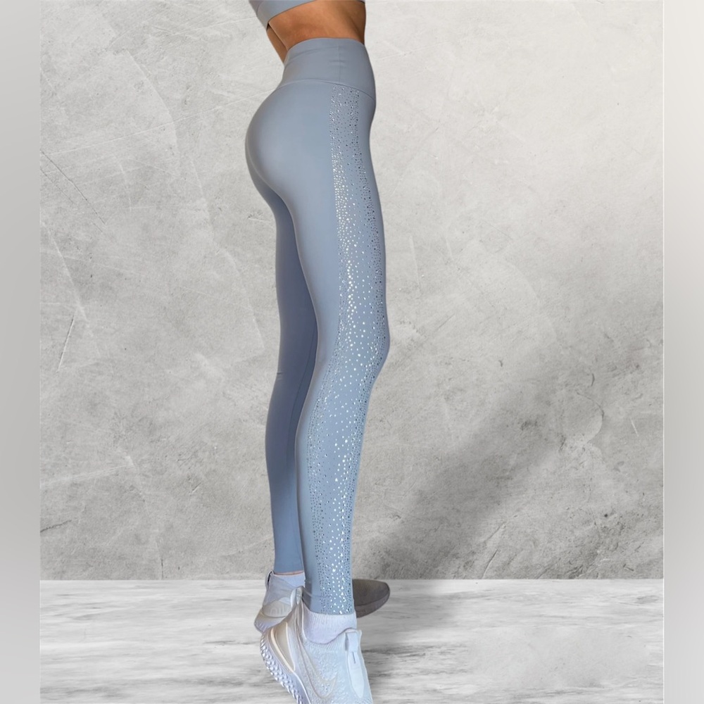 LUXEIT DIAMOND™ LIGHT SILVER HIGH-WAISTED LEGGINGS, size S, never worn